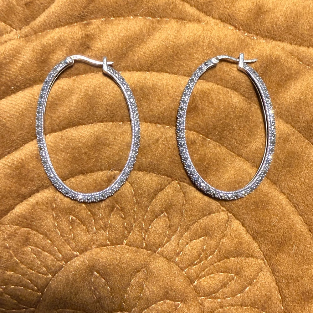 Women’s 925 Pavé Silver Oval Hoop Earrings